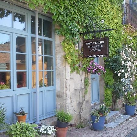 Avec Plaisir Bed & Breakfast Saint-Plaisir Exterior photo