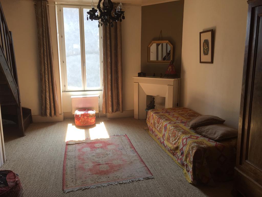 Avec Plaisir Bed & Breakfast Saint-Plaisir Exterior photo